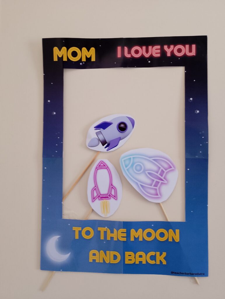 Mother´s day - Moldura para foto 3 – I Love you to the moon and back