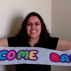 Welcome Back – Hug - purple